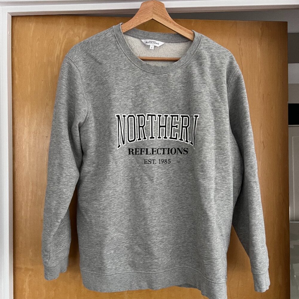 Northern Reflections Sweatshirt Size L Grey